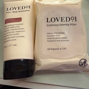 Loved 01 Face + Body Moisturizer – Cream Hydration (Cream) and exfoliating wipes
